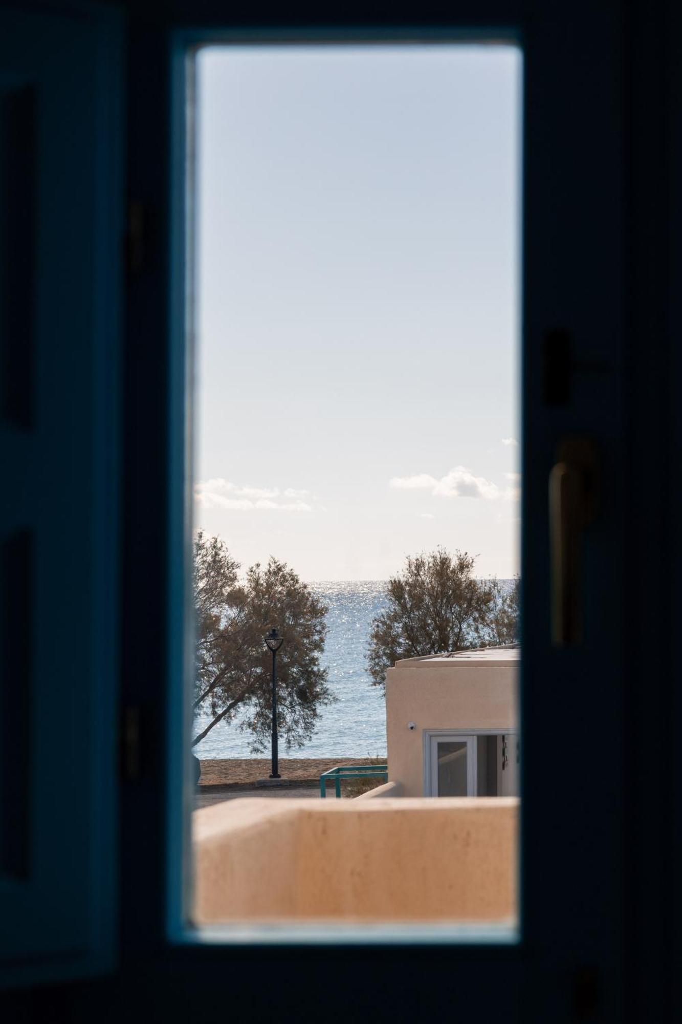 Hotel Perissa Bay Exterior foto